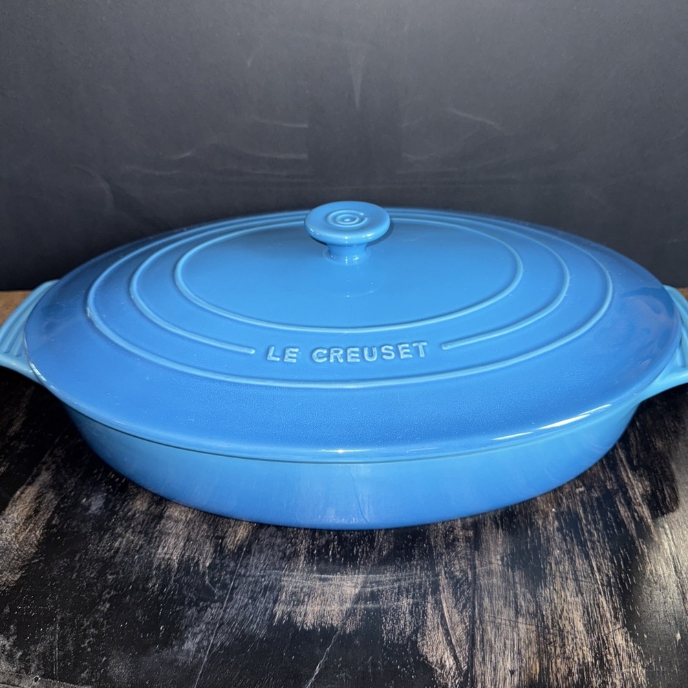 Rare Vintage 2015 Le Creuset Large Marseille oval Dutch Oven Baking with lid.